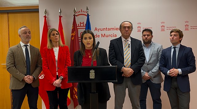 Deportación para los delincuentes de Murcia y cámaras y policía para el malecón