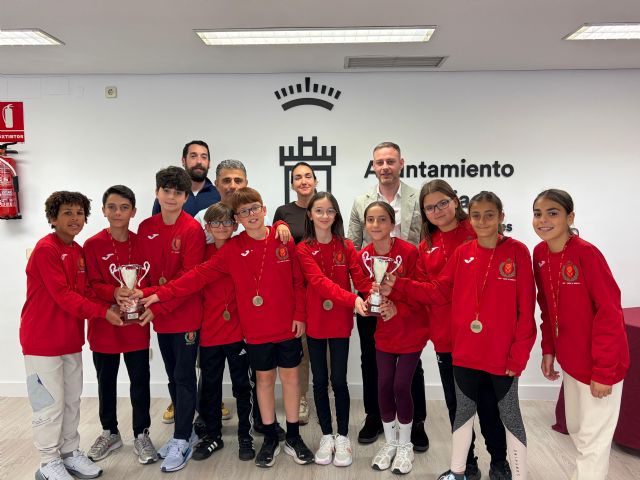 El Ayuntamiento de Murcia reconoce a los campeones del deporte escolar regional del CEIP Reino de Murcia