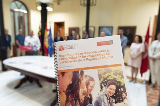 Un barómetro elaborado por la UMU señala que la vocación es el principal motivo para elegir carrera para más de la mitad del alumnado de Bachillerato