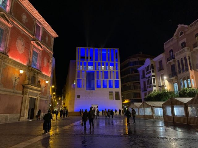 El Moneo, el Palacio Almudí y Murcia Río se iluminan de azul por el Día Mundial de la Diabetes