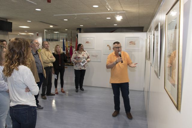 La Universidad de Murcia acoge una exposición del artista Juan Heredia