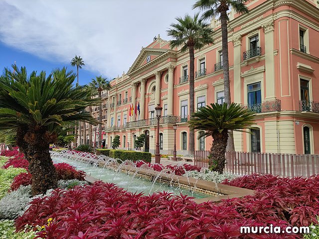 Murcia otorgará las máximas distinciones de la ciudad al Alcalde José Ballesta