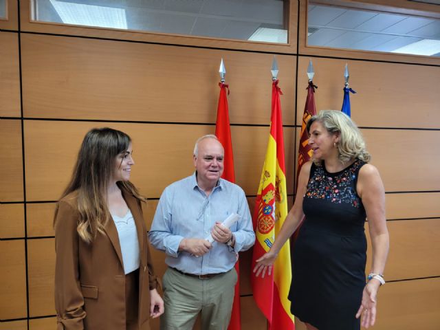 ¿Qué recortes oculta Serrano tras los Presupuestos?