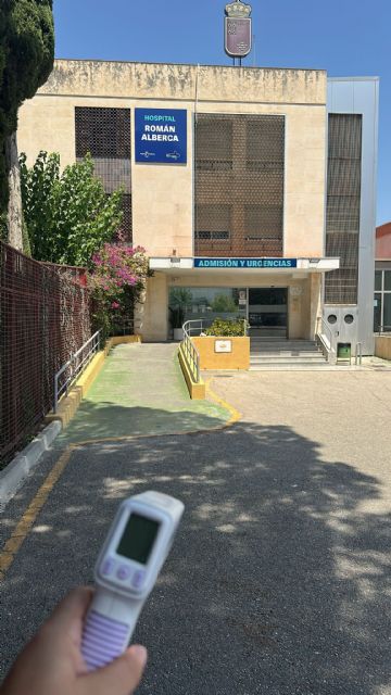 Satse exige soluciones ante el calor extremo que sufren profesionales y pacientes en el hospital Román Alberca