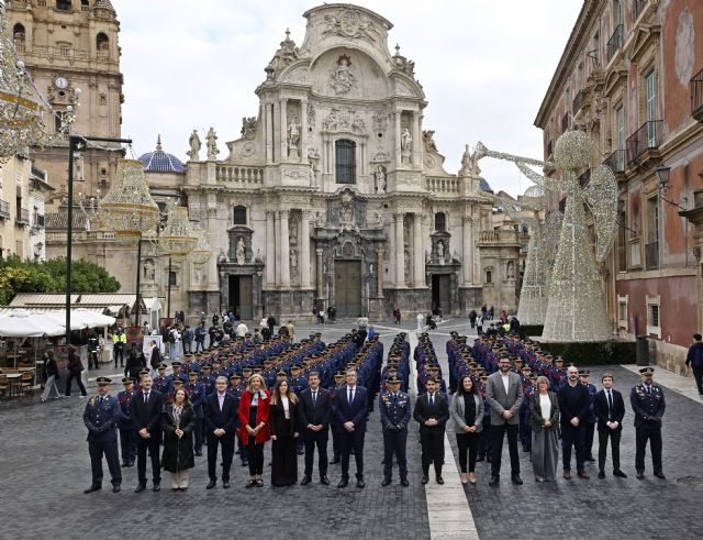 Murcia recibe a los cadetes de la 81ª Promoción de la Academia General del Aire