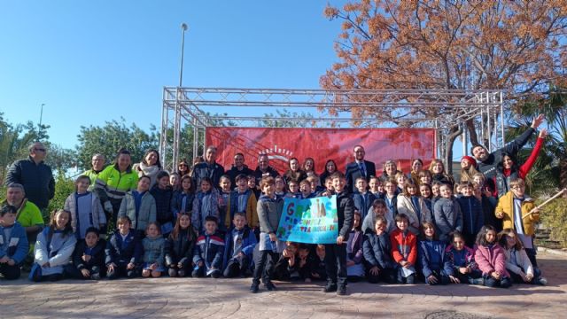 El Ayuntamiento de Murcia lleva a cabo acciones de plantación de arbolado en Espinardo