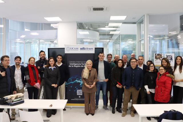 La UCAM reúne a investigadores para abordar los nuevos retos del turismo inteligente