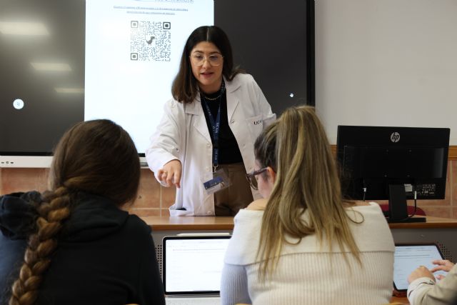 La UCAM detecta adicción a internet en uno de cada cuatro adolescentes