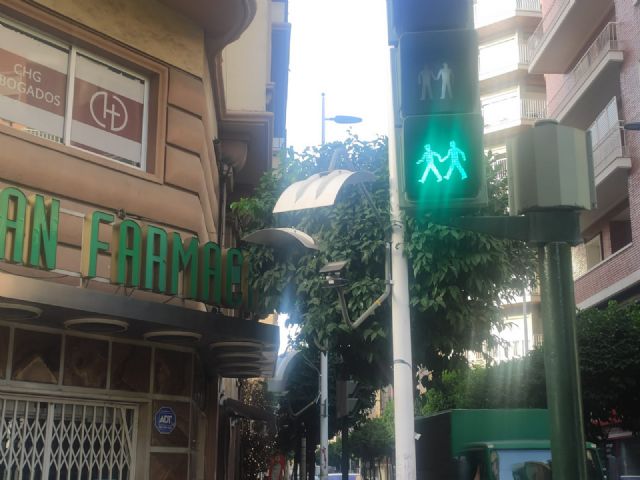 Murcia estrena sus primeros semáforos inclusivos