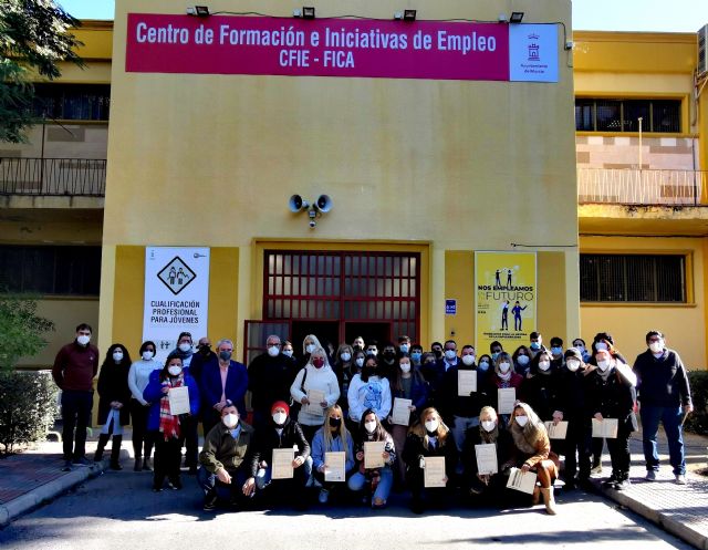 49 desempleados finalizan los Programas Mixtos de Empleo y Formación de Garantía Juvenil Banco de Alimentos y de Mayores BioRío