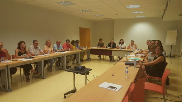 El Ayuntamiento de Murcia apoya la implantación de un protocolo para mejorar la atención a personas con trastorno mental grave y drogodependencias