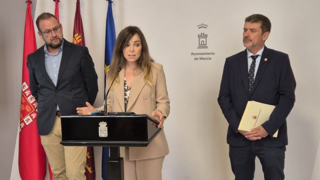 La nueva glorieta del Polígono Industrial Oeste recibe el impulso definitivo