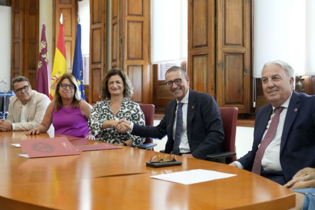 La Universidad de Murcia y Cajamar refuerzan su compromiso con la empleabilidad del alumnado
