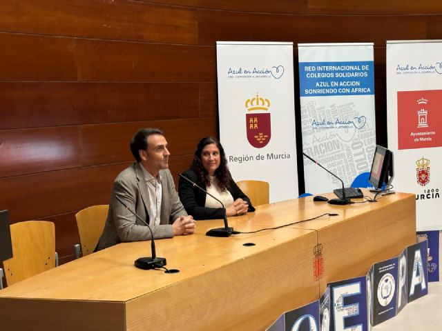 Murcia acoge el encuentro 'Taller de la Paz' que reúne a una veintena de colegios para impulsar la educación en valores y la solidaridad