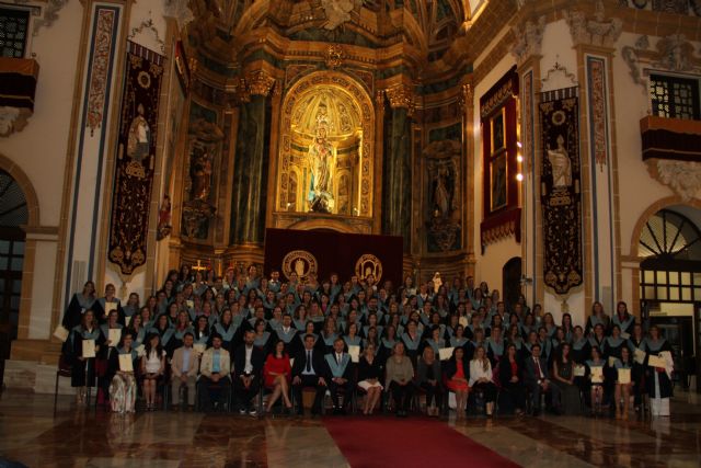 Educadores infantiles de la UCAM se han graduado esta tarde en el Templo de Los Jerónimos
