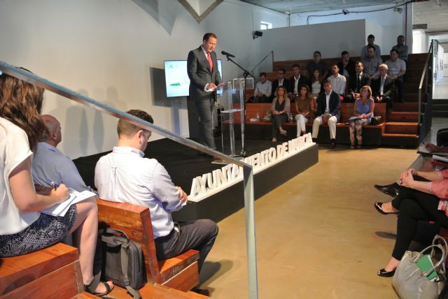 Murcia diseña su estrategia local para impulsar el uso del vehículo eléctrico