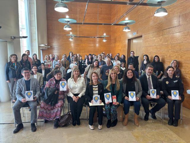 Murcia refuerza su red de protección de la infancia con nuevas medidas y un amplio programa de actividades por el Día de los Derechos de la Infancia