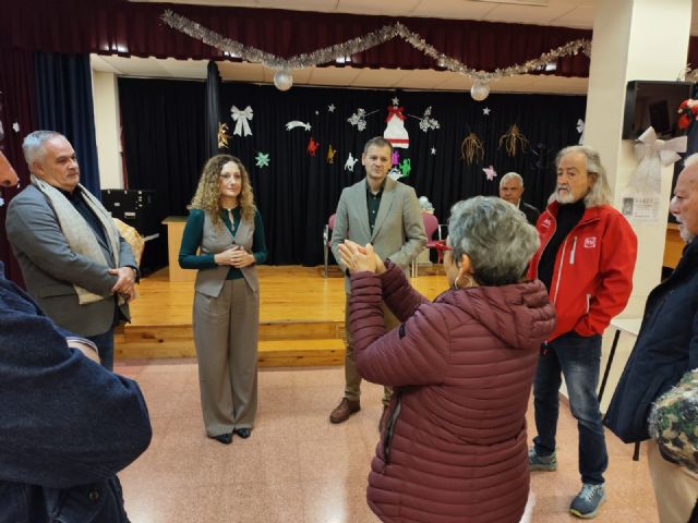 El Ayuntamiento realiza obras para incrementar la seguridad en el Centro de Mayores de El Palmar