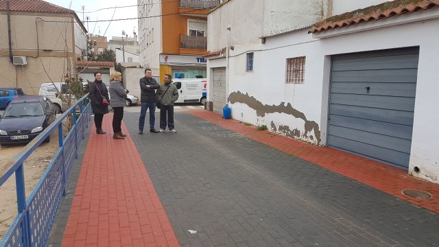 El PSOE exige a Ballesta que cumpla el compromiso adquirido en octubre y revise la tasa de vados