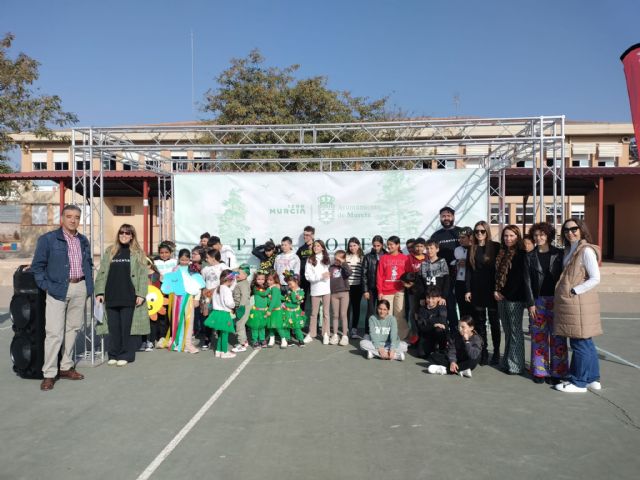 El CEIP Hellín Lasheras de Javalí Viejo contará con una nueva zona verde y de sombra con la plantación de nuevos árboles