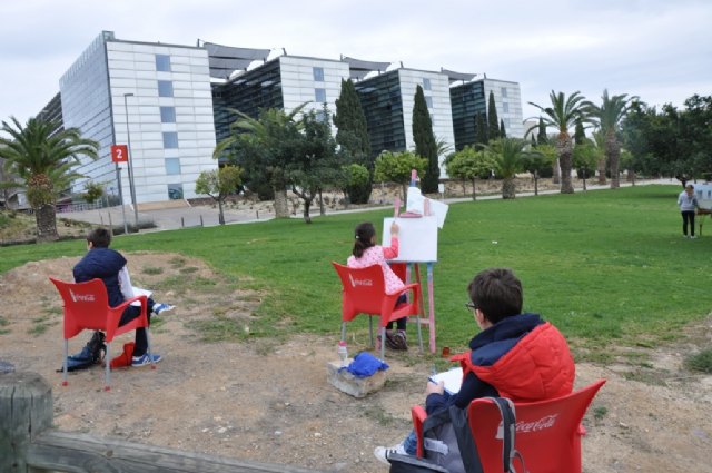 Excepcional acogida del I Certamen de Pintura Rápida Facultad de Economía y Empresa UMU