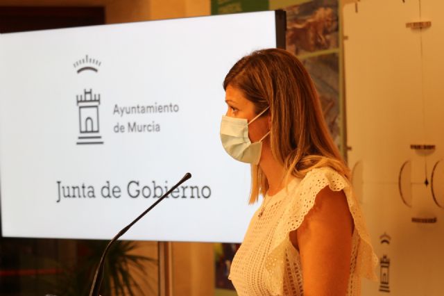 La Policía Local contará con dos nuevos vehículos, uno de ellos híbrido