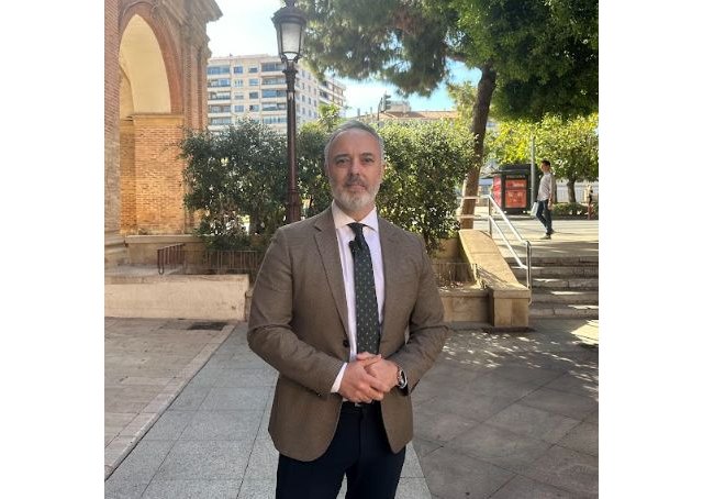 'Los murcianos merecen saber cuánto les cuesta la inmigración'