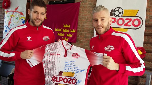 Miguelín y Raúl Campos visitan a los escolares del CEIP Nuestra Señora de la Encarnación en La Raya