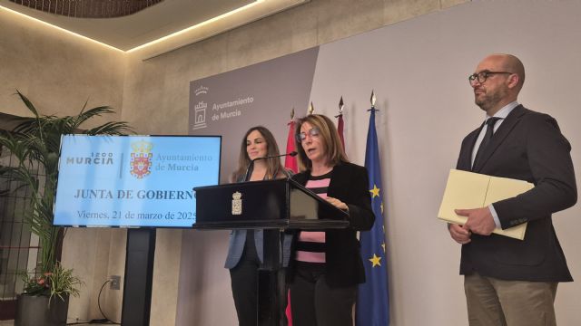 El Ayuntamiento impulsa el Plan Sombra con nuevos toldos para 40 colegios y una inversión de 400.000€, abarcando el 75 por ciento de los CEIP