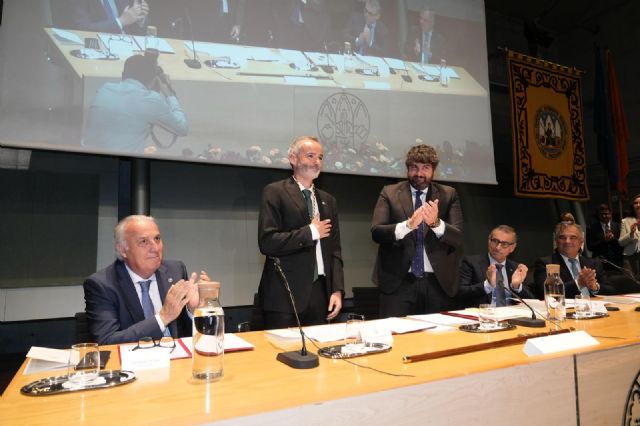 Samuel Baixauli asume el Rectorado de la UMU con el reto de construir 'una universidad de cuarta generación'