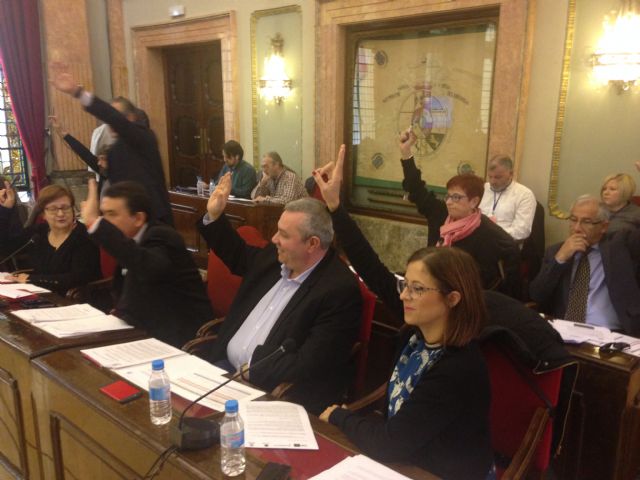 El PSOE saca adelante mociones para ampliar el colegio Párraga, mejorar el servicio municipal de vivienda y acondicionar la rambla de El Valle