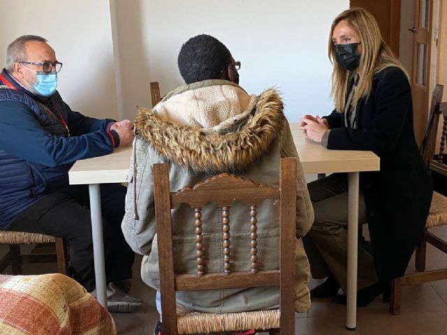 El Ayuntamiento y Jesús Abandonado desarrollan el proyecto 'Housing First', que favorece la rehabilitación social de personas sin hogar