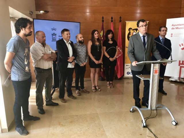 Una Fiesta Cervantina con talleres de escultura, escritura, pintura y bordados en torno al genio castellano de las letras