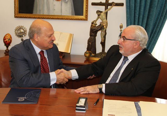 La UCAM y la Fundación PRACTICUM desarrollarán una Cátedra en el ámbito de la educación médica avanzada