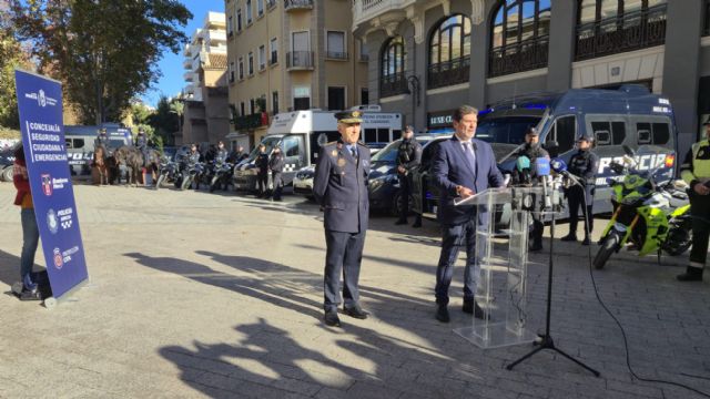 La Policía Local despliega un operativo especial para garantizar la seguridad en Nochebuena y Nochevieja 2025