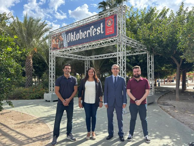 La ciudad se prepara para acoger el festival oficial de la cerveza alemana del 25 de septiembre al 5 de octubre en el Jardín Chino