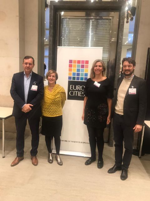 El Ayuntamiento muestra en París la metodología del proyecto ADN Urbano