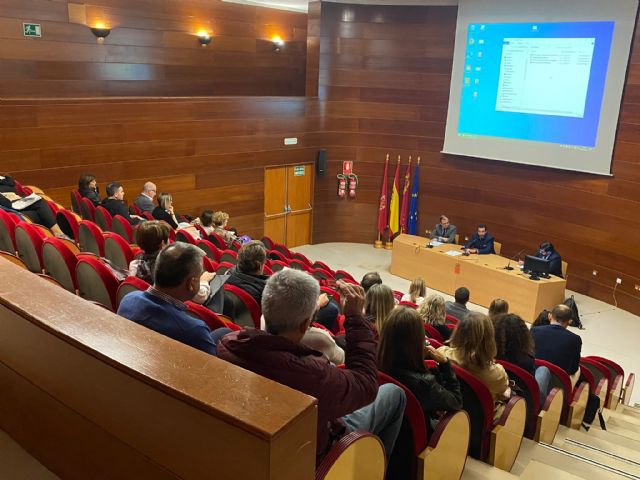 El Servicio de Contratación pretende agilizar sus procedimientos gracias a una herramienta denominada 'Cuadro de Mando'