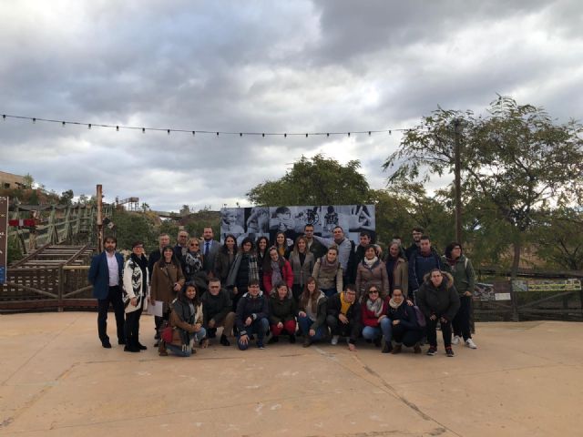 Terra Natura y el Ayuntamiento llevan a cabo el programa '12 meses contigo' en el que participarán diversas asociaciones