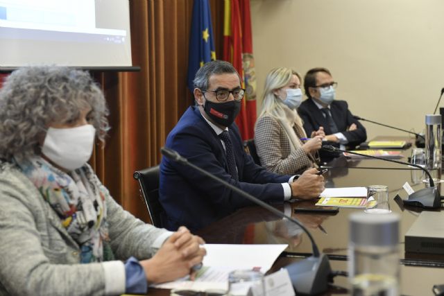 El 73% de las empresas familiares murcianas mantiene el empleo a pesar de la crisis de la COVID-19