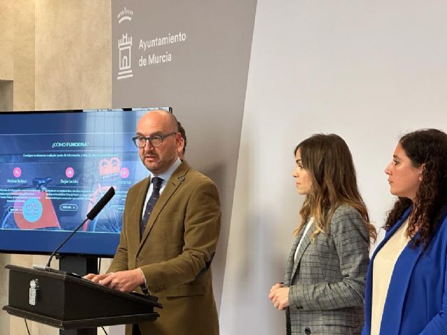 Luz verde a la gratuidad del tranvía, los autobuses urbanos y de pedanías y las bicicletas públicas durante 38 días