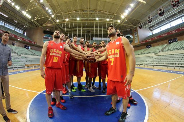 El UCAM Murcia CB vive su segundo 'Media Day' de la temporada