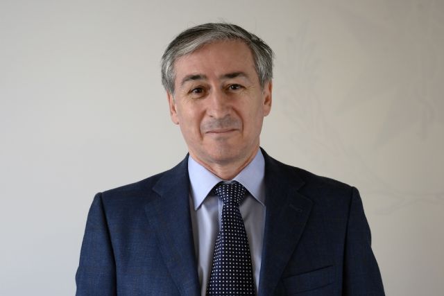 Enrique Aguinaga obtiene en la UMU la primera plaza de profesor titular en España de 'Medicina basada en la evidencia'