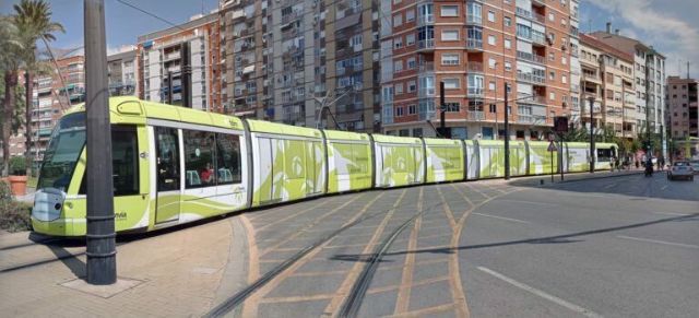 Transporte público y disuasorios serán gratuitos este viernes en Murcia con motivo de la inauguración del Gran Árbol