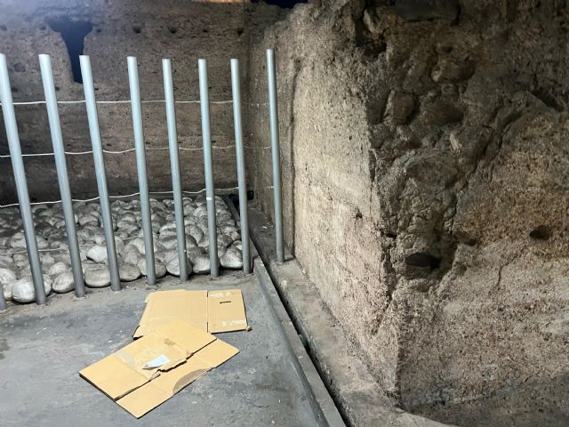 El PSOE pregunta al Gobierno local sobre la protección de la muralla de La Glorieta tras el incendio