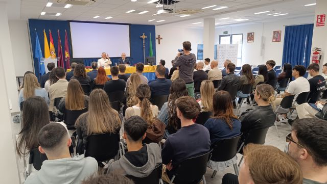 Expertos de todo el paísanalizanen UCAM Cartagena las nuevas tendencias en Derecho Penaly SeguridadPública