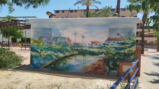 El Esparragal rinde homenaje al artista Saura Mira con un nuevo mural inspirado en 'Amor por la tierra'