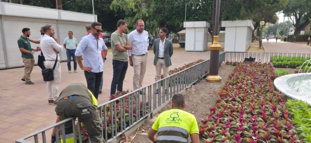 Murcia pone a punto sus zonas verdes y espacios públicos para la Feria de Septiembre