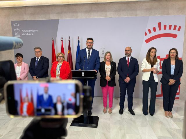 Ginés Ruiz: 'El supuesto 'milagro económico' del PP se basa en subidas de impuestos, recortes y más deuda'