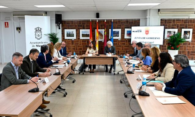 El Ayuntamiento amplía la renovación integral de Ronda Sur y asfaltará los 2,1 km de esta arteria principal